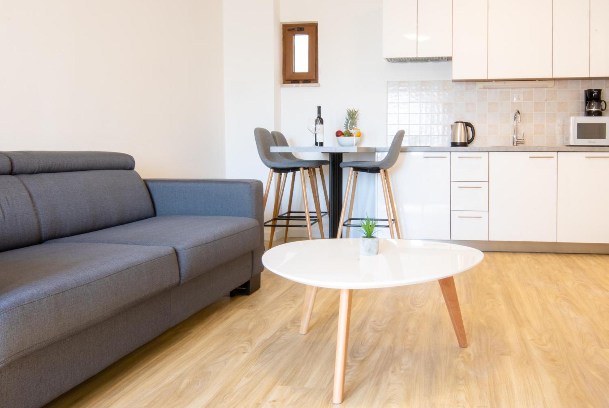 Bed & Breakfast Portun In The Center 바스카보다 외부 사진