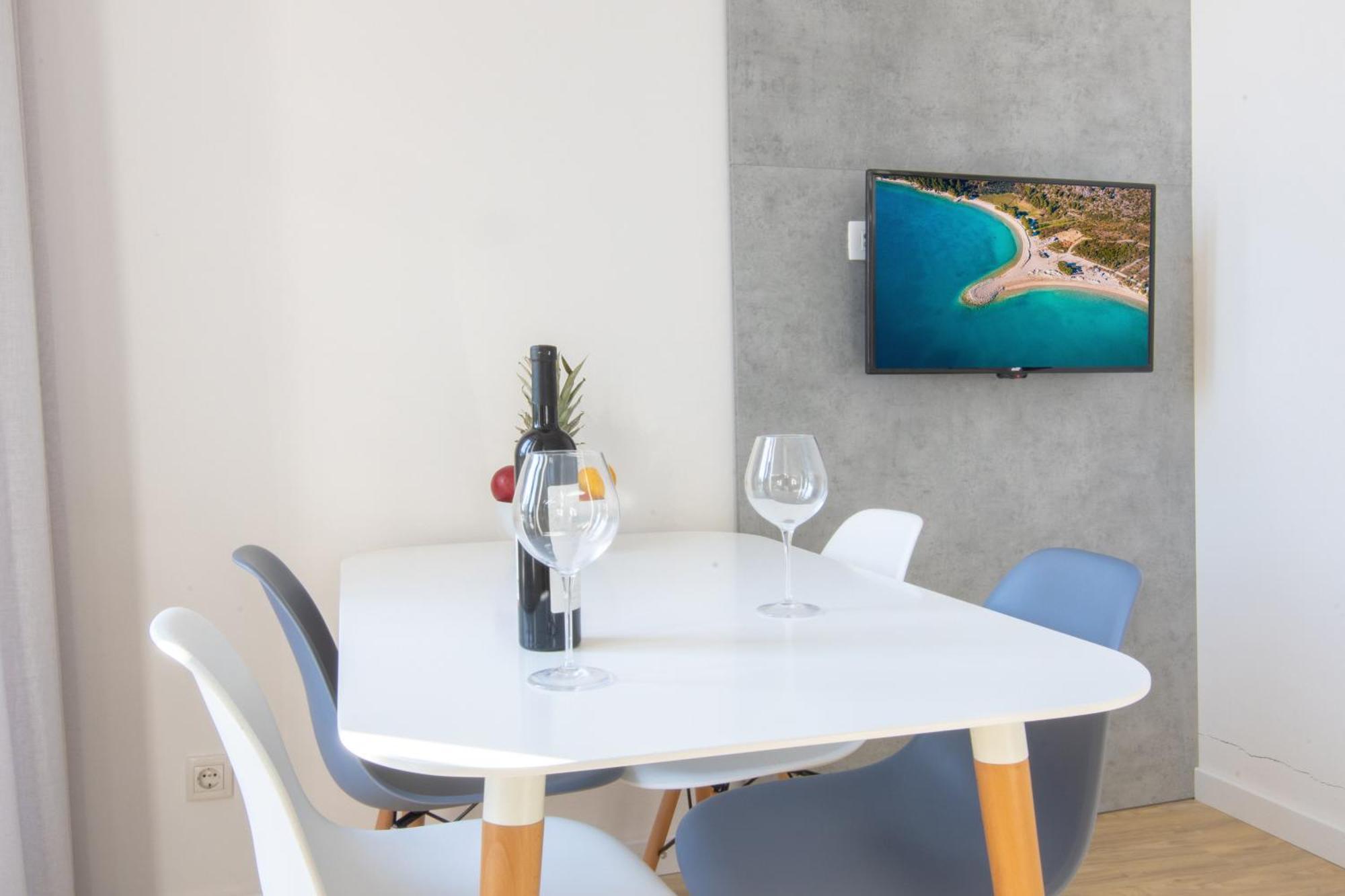Bed & Breakfast Portun In The Center 바스카보다 외부 사진